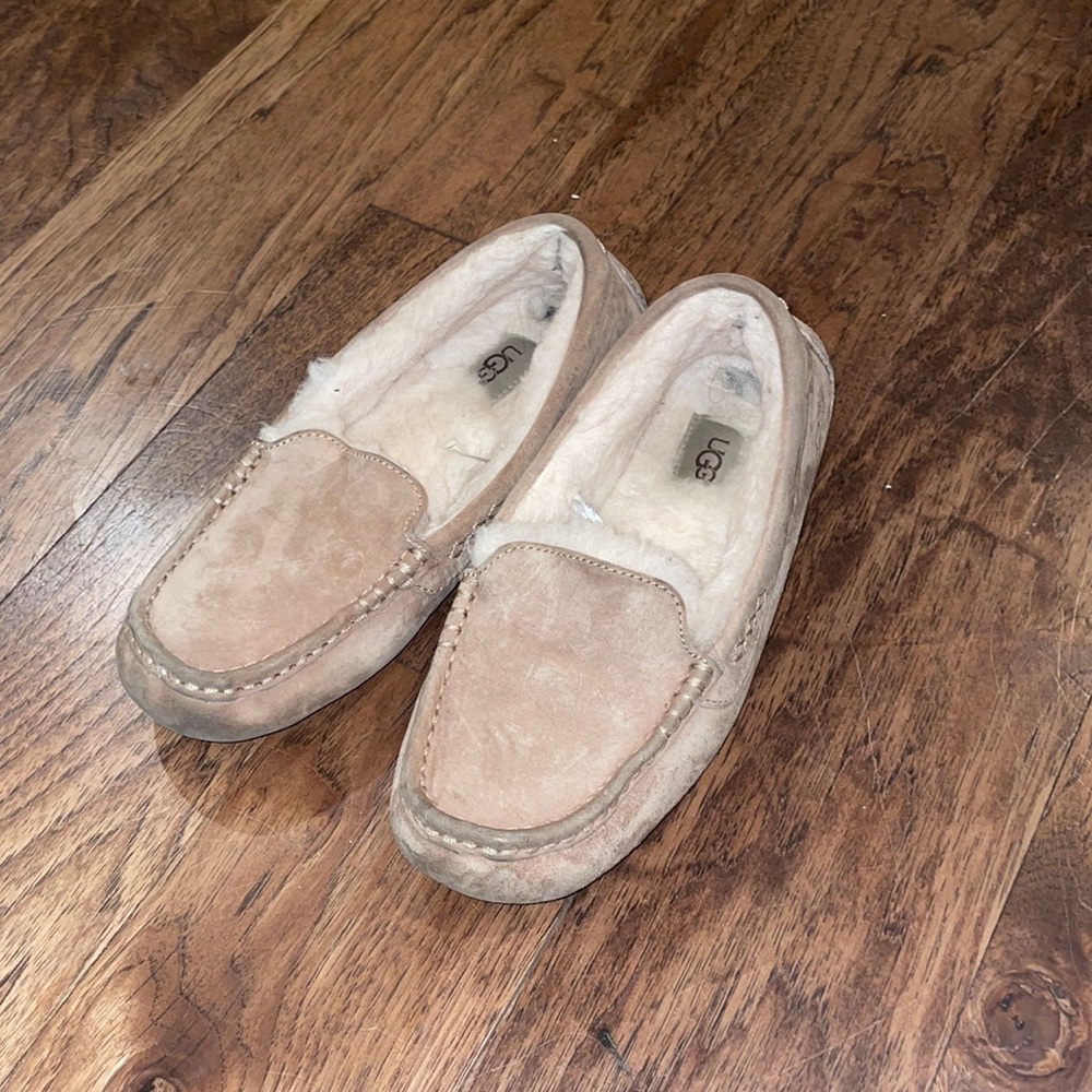 Ugg Ansley Slippers, Women’s size 8